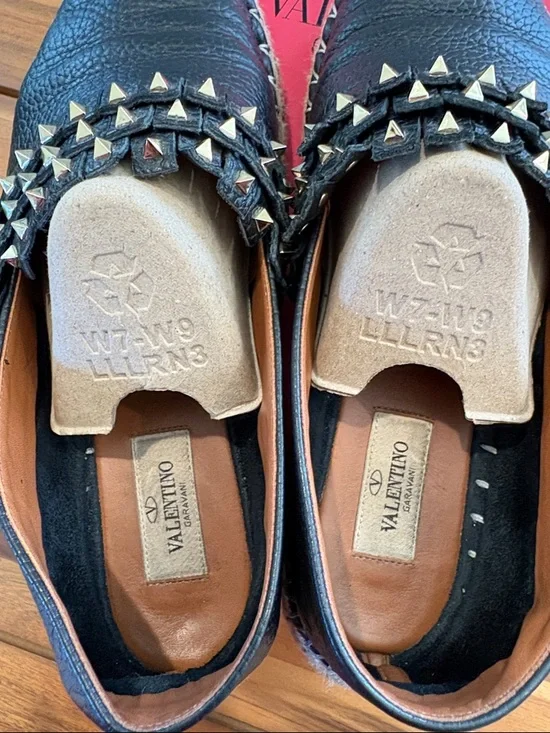 Valentino Garavani Black Studded Leather Espadrilles 40 / 9 Womens - Picture 5 of 6